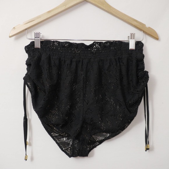 Victoria's Secret Lace Floral Sheer Shorts Size S - Picture 6 of 9